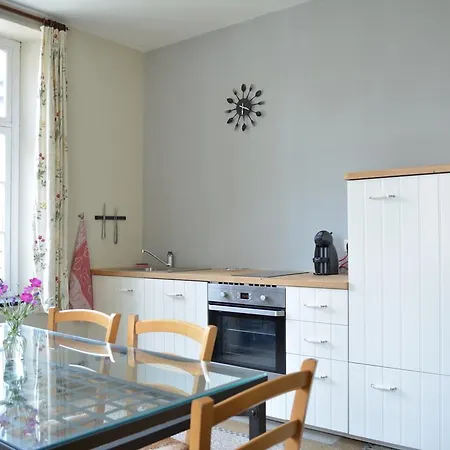 Chateau De La Motte Yvoir