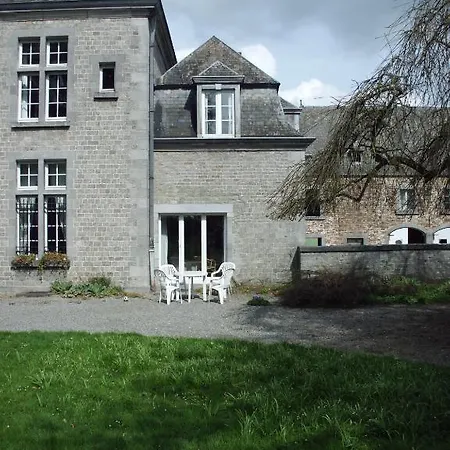 Château De La Motte Hébergement de vacances *