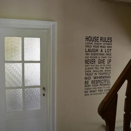 Chateau De La Motte Yvoir