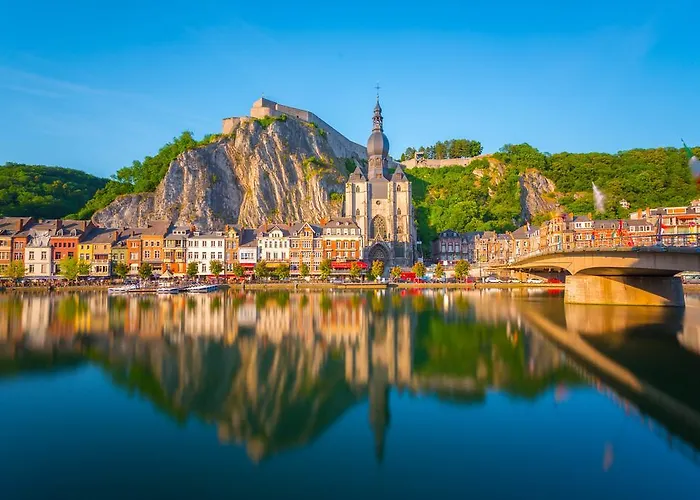 Chateau De La Motte Feriehus Yvoir