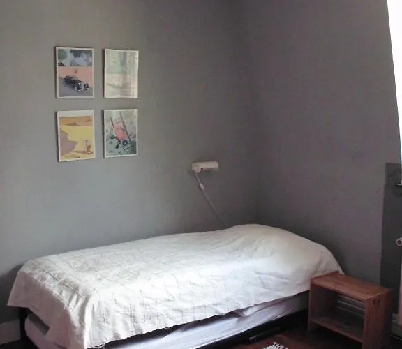 Chateau De La Motte Feriehus Yvoir